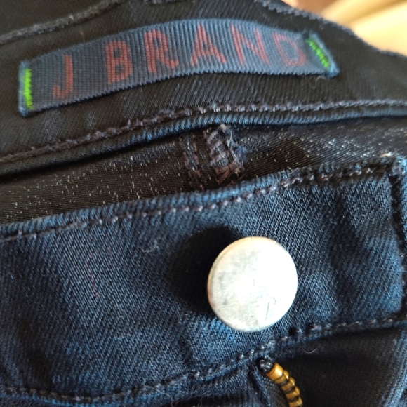 J Brand the Pencil Leg jean in Shadow wash - Picture 6 of 6